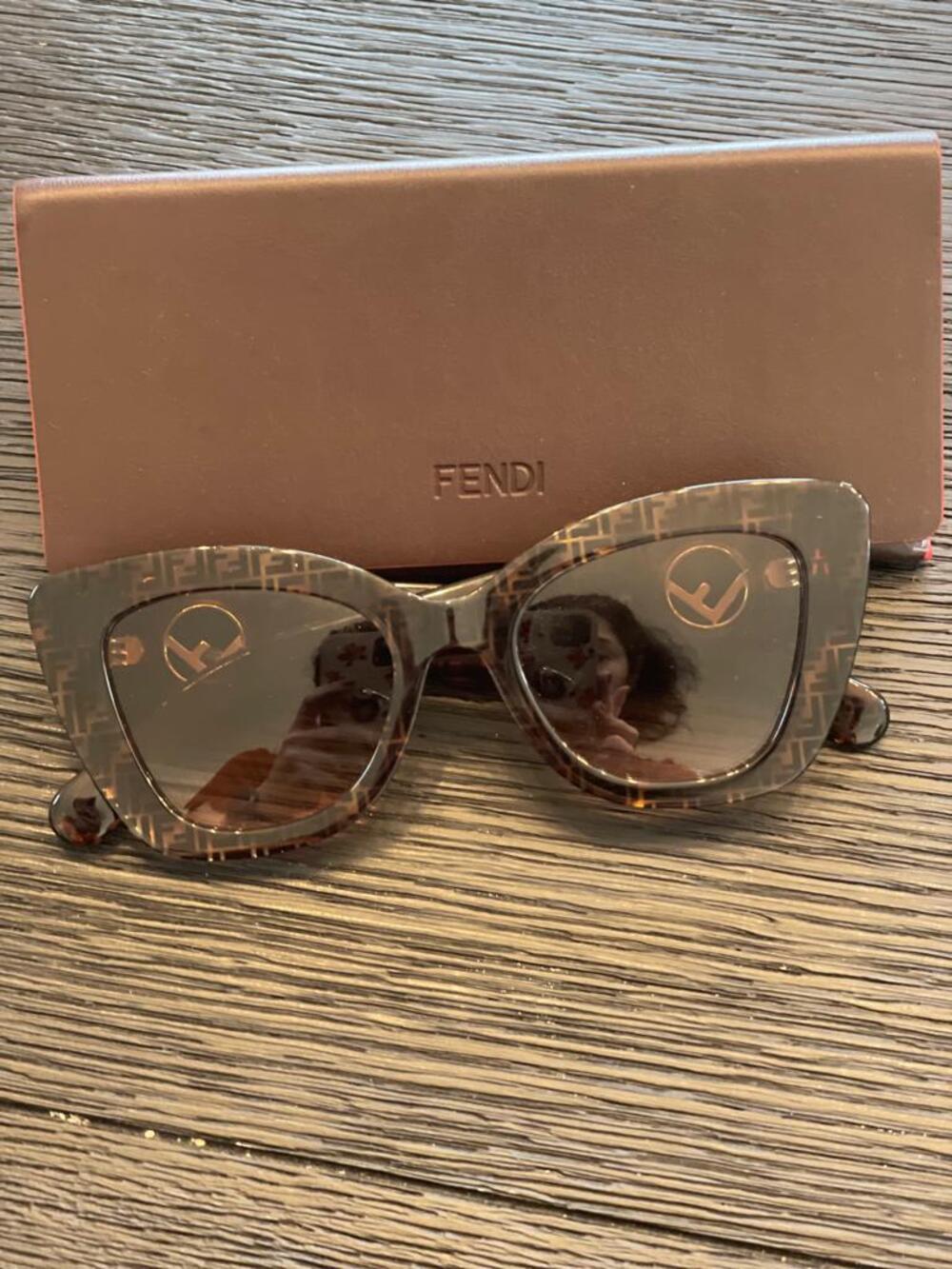 FENDI EUC Havana Tortoise F IS FENDI Brown Cat-Eye Shaped Sunglasses